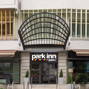 Aparthotel Park By Radisson &, Boekarest